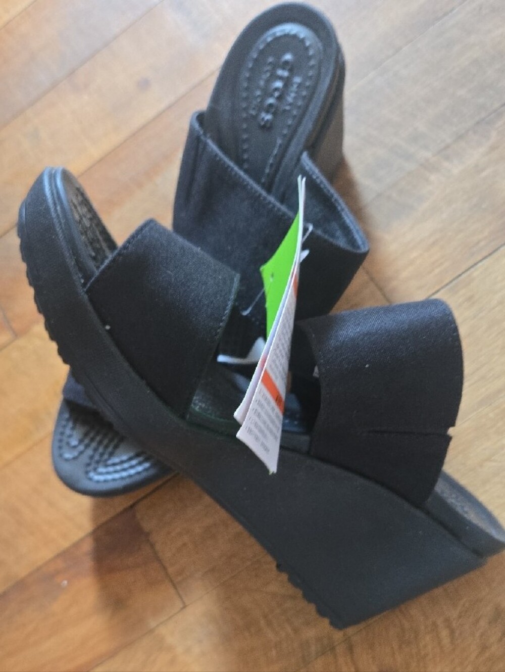 CROCS Leigh II Wedge Black Dual-Strap Slide Sandals NEVER WORN. - Picture 5 of 6
